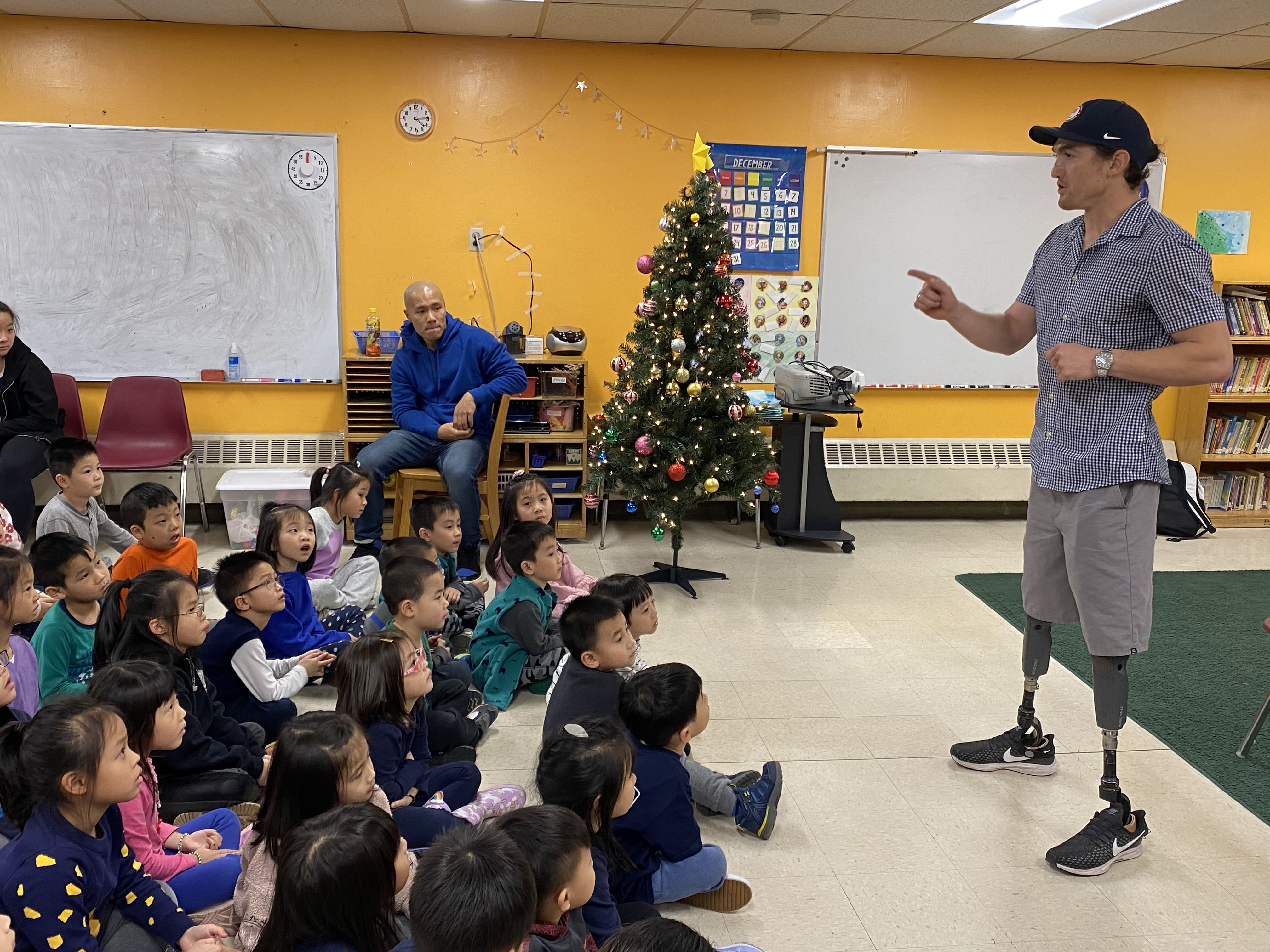 Paralympian Rudy Garcia-Tolson Speaks to Class