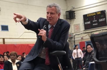 District 20 Town Hall with Mayor 2017 - Mayor de Blasio